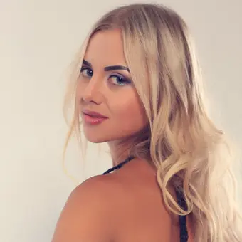 Alinia Alinia